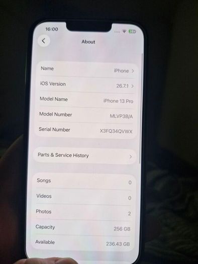 iPhone 13 Pro - 256GB Unlocked (100% battery)