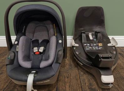 Maxi-Cosi Pebble 360 Car Seat