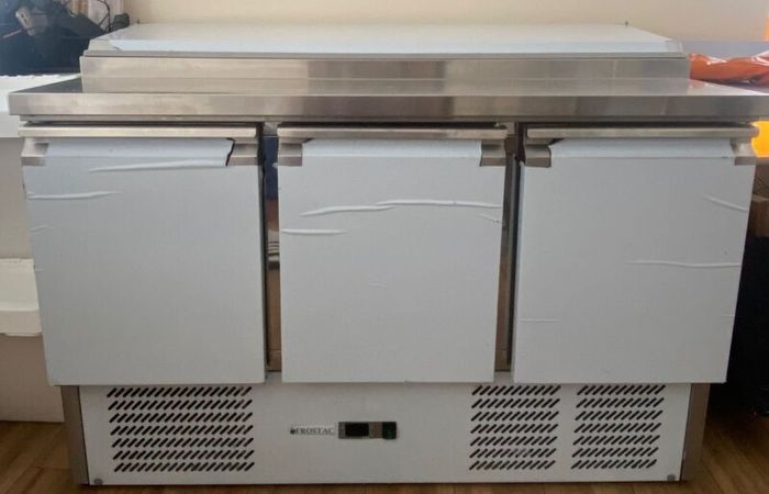 Saladette fridge