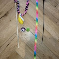 5 free cat toys