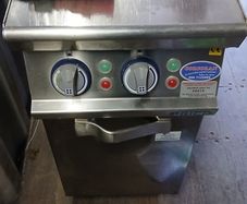 GICO Heavy Duty 2-Zone Commercial Induction Range