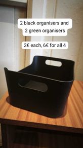 Set of 4 plastic storage organisers - 2 black and 2 green