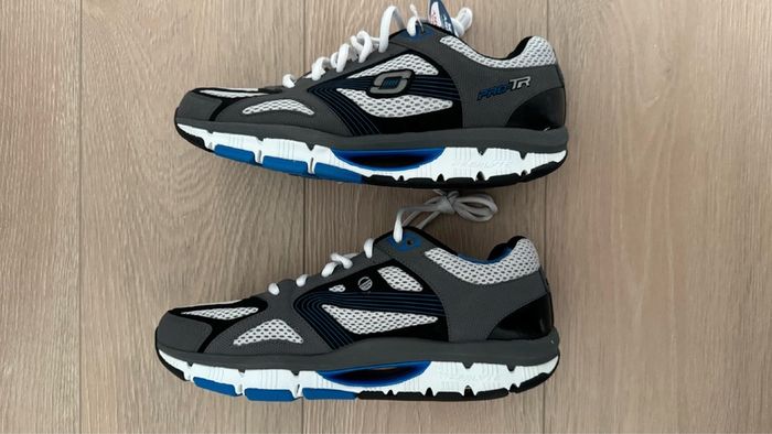 Skechers trainers