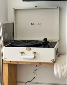 Crosley Vinyl Player (Model CR6249U)