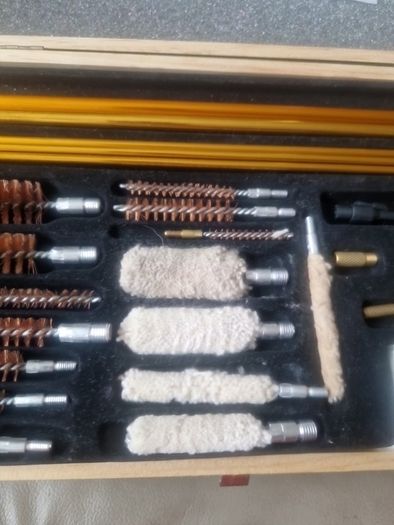 Gun cleaning kit
