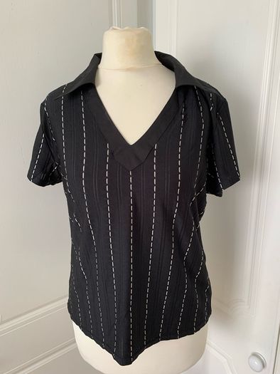 BNWT Black Pinstripe Top, size 12
