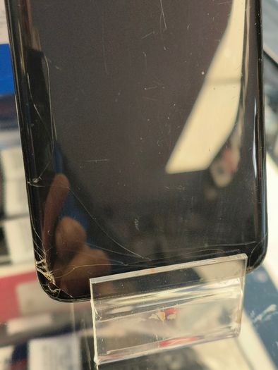 Samsung Galaxy S8 64GB Locked to Vodafone Network Black, Front and Back Has Cracks