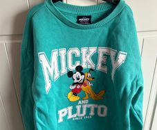 10-11y Mickey Mouse & Pluto jumper