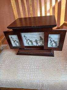 Photo box