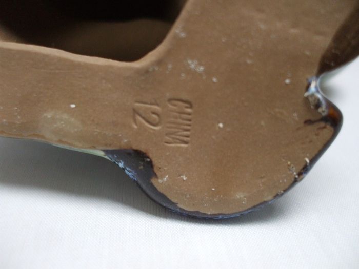 SALE!  Vintage Chinese Glazed Shiwan Mudman figurine - Scholar Reading