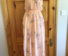 Ladies Peach Floral maxi dress W/ side slits size M 12 includes postage