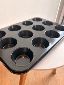 Baking Tray 12 Cup Muffin Tin (Brand New)