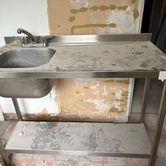 Free standing stainless steel sink & bench