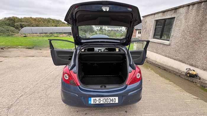 Vauxhall Corsa 2010