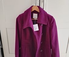 Brand New Petite Plum colour Coat selling for 30 euro
