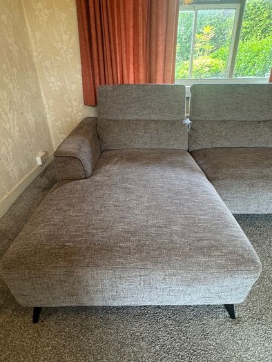 Large Grey L-Shaped Sofa with Chaise Excellent Condition