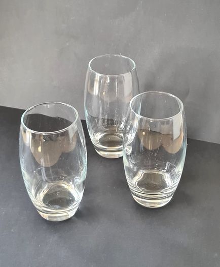 Glass vase
