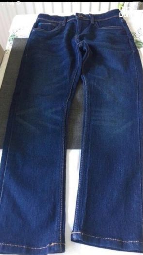 Boys jeans age 7 like new