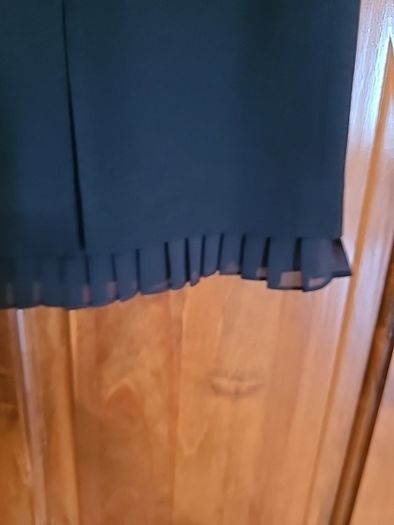 Ladies Black Karen Millen Skirt Size 12