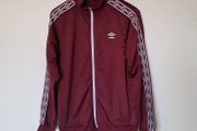 Umbro retro full zip Size medium Burgundy ptp 20" in excellent condition