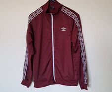 Umbro retro full zip Size medium Burgundy ptp 20" in excellent condition