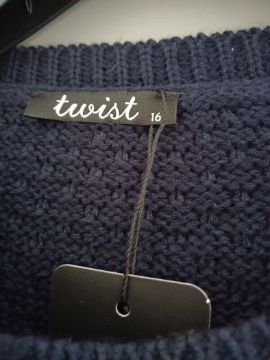 Twist brand navy and cream jumper