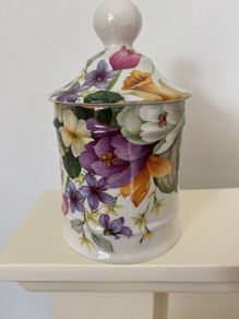Hadida Bathroom Collection Storage Jar