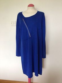 Signature Experience blue jumper dress zip detail Uk18/20 Includes Postage