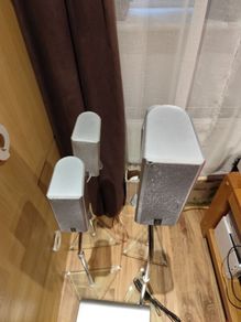5 Yamaha speakers