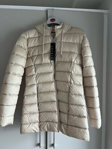 Sisley lightweight quilted fitted puffer jacket