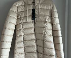 Sisley lightweight quilted fitted puffer jacket