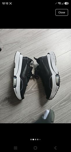 Genuine mens Nike Air Zoom type UK8