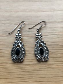 Earrings silver and black