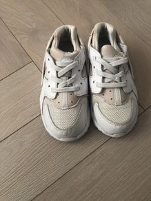 Kids shoes