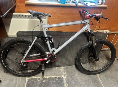 Full Suspension Mountain Bike