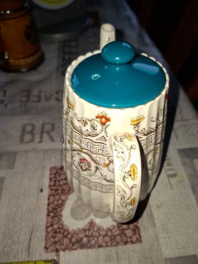 Antique Copeland Spode Coffee or Tea pot in the Florence Pattern, era 1891 to 1910 Postage Available or Collection