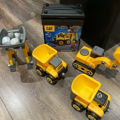Machine Maker CAT vehicles