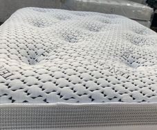 2000 Ruby Pocket Spring Mattress
