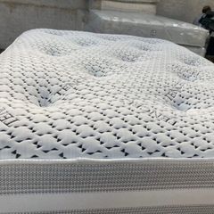 2000 Ruby Pocket Spring Mattress