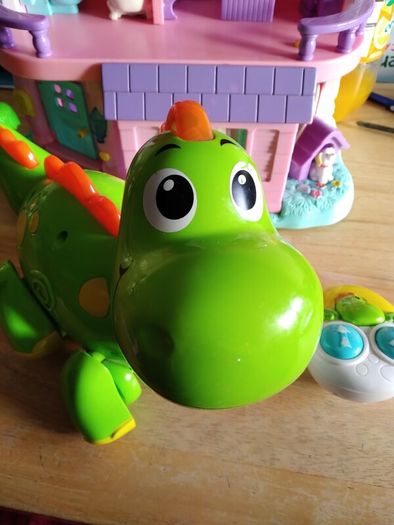 Hamleys toy house