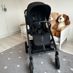 Cybex Balios S Lux Pram & Carry Cot in Excellent Condition