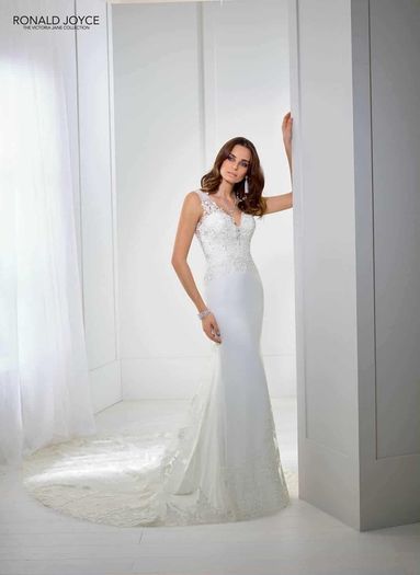 wedding  dresses size 10