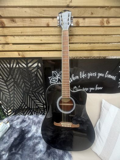 Fender