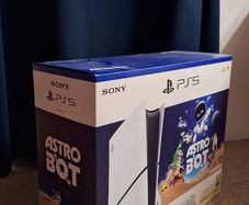 PS5 Astro Bot Bundle