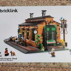 Lego Bricklink Designer Program 910033 - Old Train Engine Shed