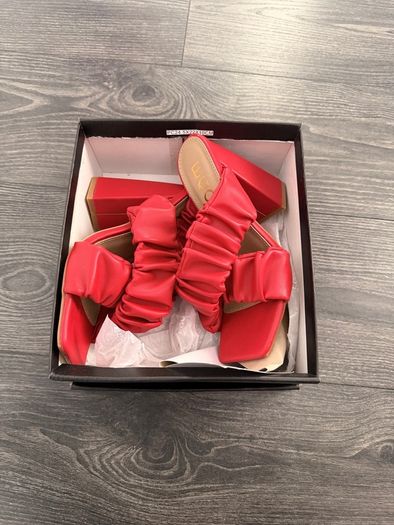 EGO red ruched/scrunch mules