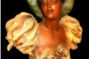Substantial Vintage Bust 'Libellule'