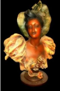 Substantial Vintage Bust 'Libellule'