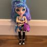 Rainbow High -Holly De'Vious (Blue) doll Image 3