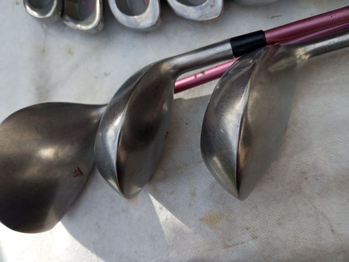 Mitsushiba ladies golf clubs. Right handed clubs